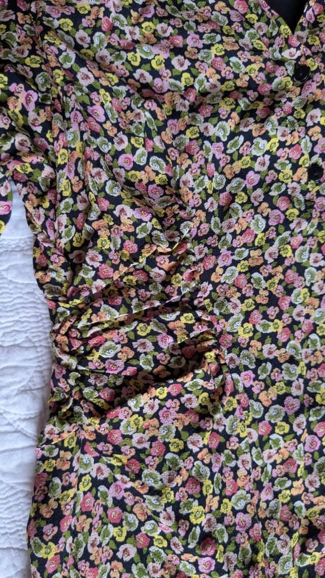 Vestido floral manga larga