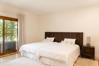 Chalet en alquiler en Nueva Andalucía centro en Marbella