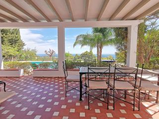 Chalet en alquiler en Benalmádena pueblo en Benalmádena