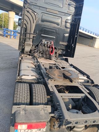 Cabeza tractora Renault T480