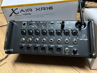 Behringer XR16 Mesa Mezclas Digital
