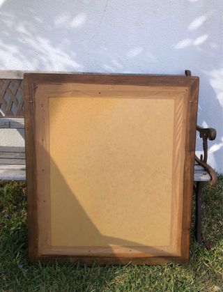 Espejo de pared con marco de madera