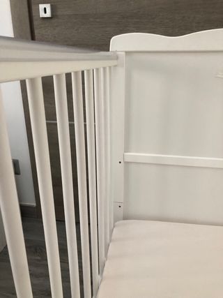 Lettino per bambini con materasso