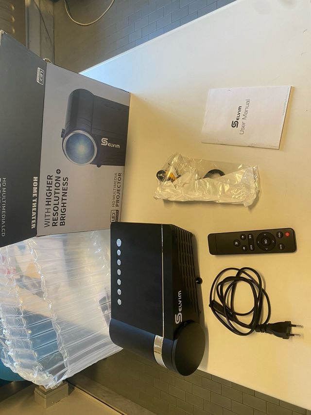 Selvim Proiettore Home Theater LCD 1920x1080 HDMI