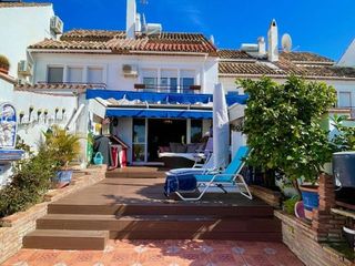 Casa adosada en venta en Centro Urbano en Estepona
