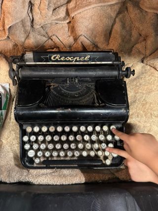 Máquina de escribir antigua