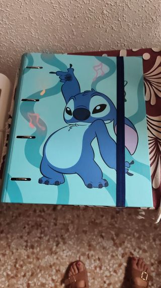 Carpeta de anillas de Stitch