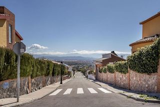 Chalet en venta en Albolote