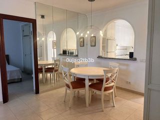 Piso en venta en Los Naranjos - Las Brisas en Marbella