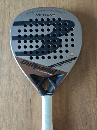 Bullpadel Vertex Comfort 03