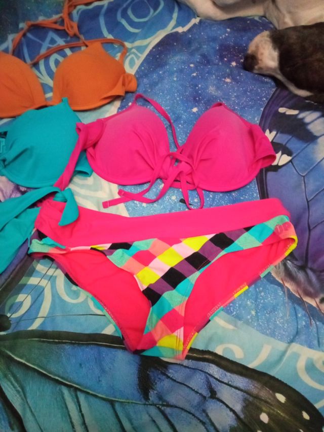 Lote de bikinis
