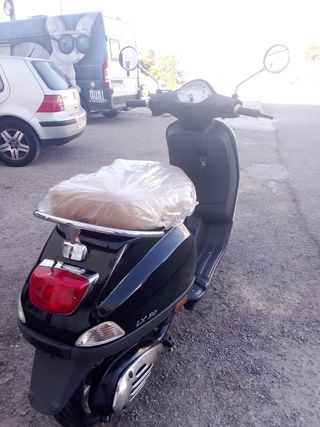 Vespa LX50 de dos tiempos