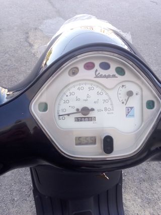Vespa LX50 de dos tiempos