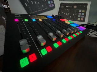 Rodecaster Pro + Tapa Antipolvo