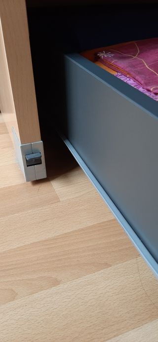 Cama nido de madera clara