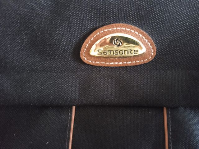 Portatrajes Samsonite Negro