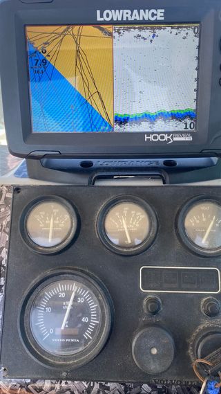 Embarcación a motor Felco Delfín 680