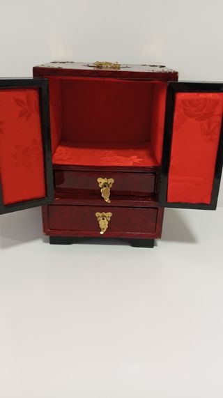 Caja joyero vintage con cajones y un hilo musical