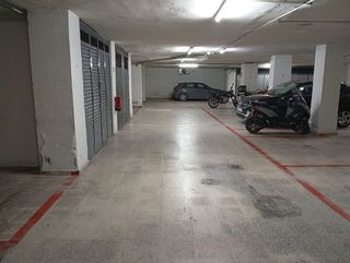Garaje en venta en Camino de Ronda - Rosaleda en Granada