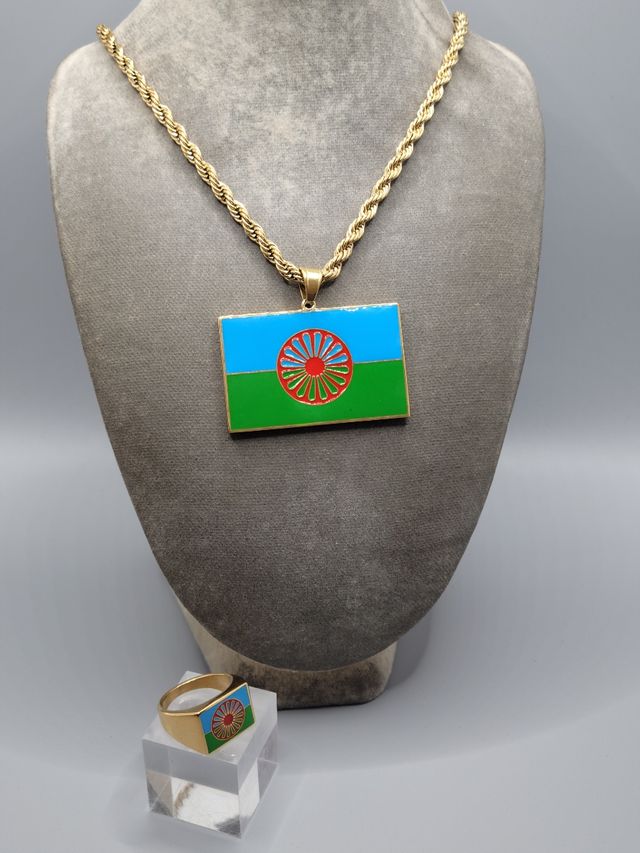 Conjunto Cadena y Anillo Bandera Gitana Romaní