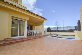 Chalet en venta en Deltebre