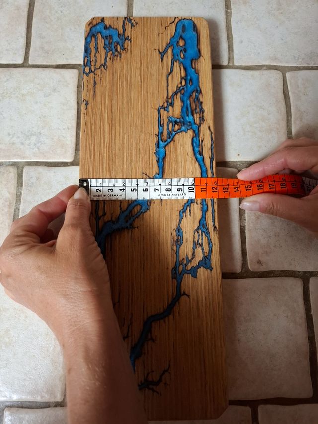 Tagliere Legno e Resina Blu