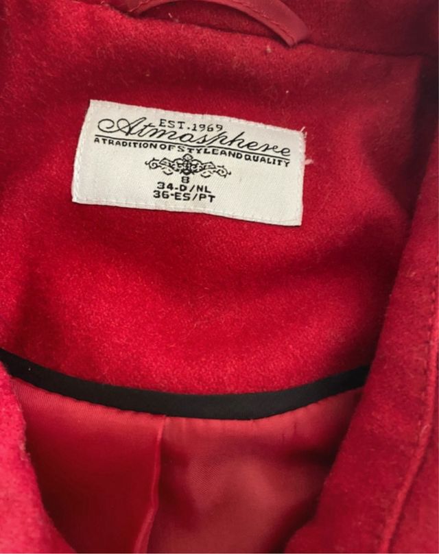 Abrigo de paño rojo talla S