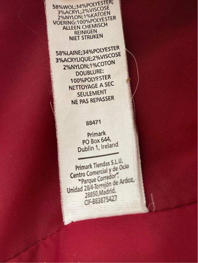 Abrigo de paño rojo talla S