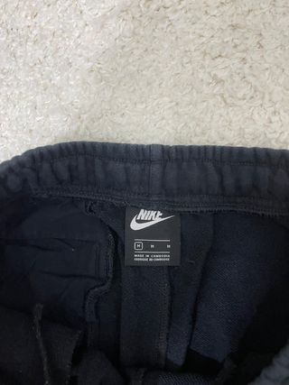¡¡CHOLLO!! Talla M Pantalón Nike Negro