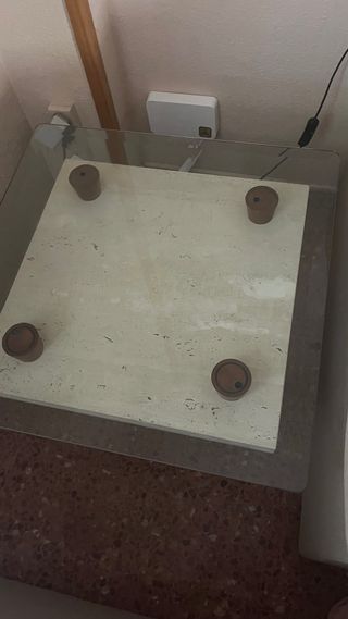 Mesa auxiliar cristal y piedra