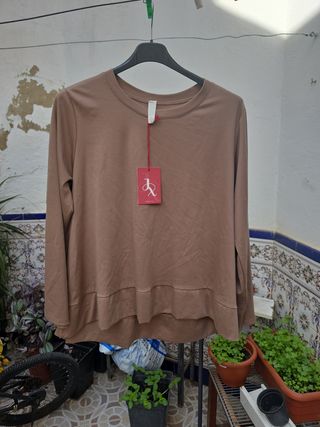 Camiseta manga larga marrón talla única