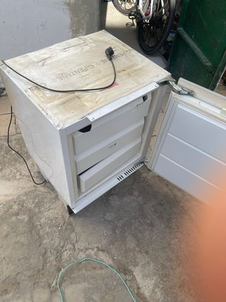 Congelador pequeño integrable