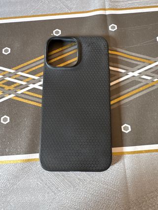 Funda Spigen iPhone 13 Pro Max Negra