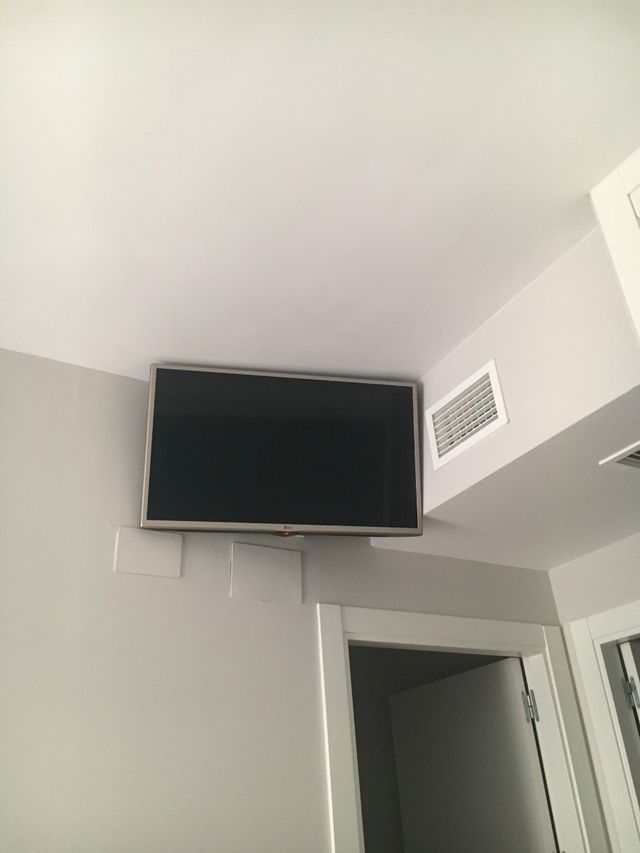 TV LG LED 32 IPS Full HD