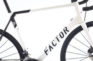 Factor O2 Di2 11V t.58