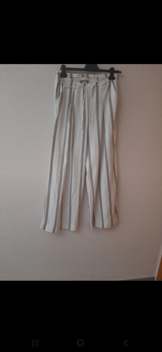 Pantalón Bershka ancho rayas beige/marrón T.S