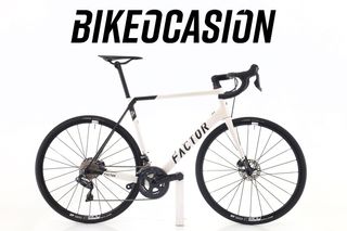 Bicicleta Factor O2 Di2 11V talla 58 Reacondicionada