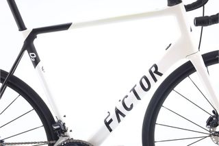 Bicicleta Factor O2 Di2 11V talla 58 Reacondicionada