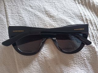 Gafas de Sol Cat Eye Hawkers Negras