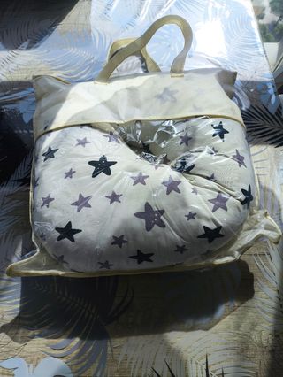 Cojín de lactancia con apoyo para cabeza