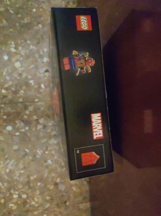 Lego Marvel Iron Spider-Man Bust 76326