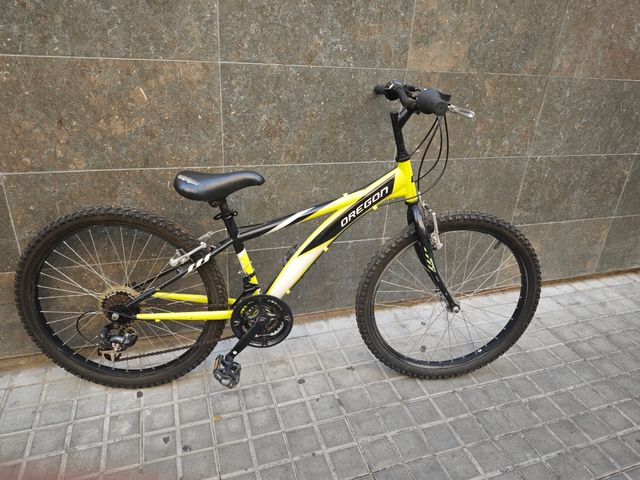 Mountain bike Oregon gialla