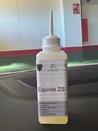 Aceite capota Peugeot original SIN ABRIR !!!