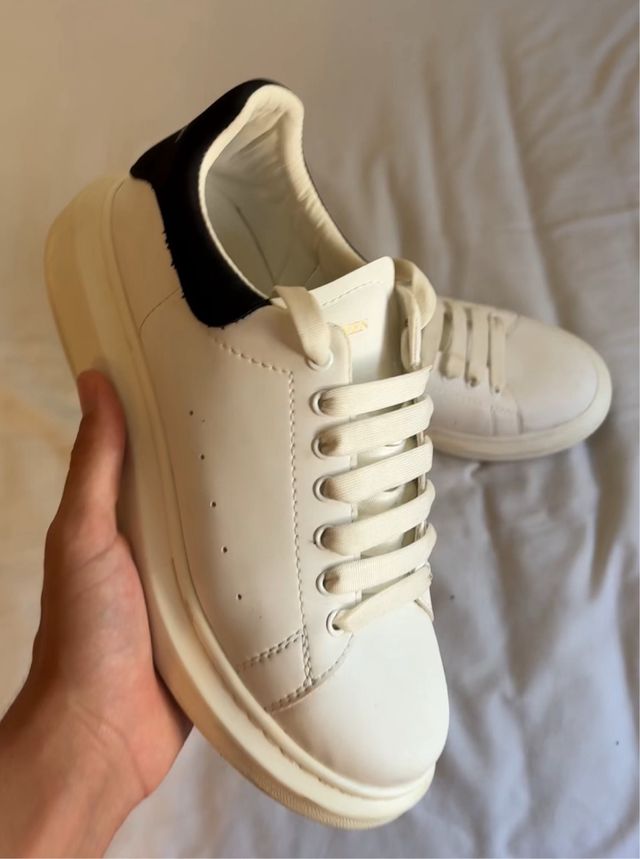 Alexander McQueen Zapatillas Blancas y Negras