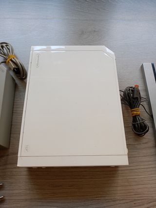 Nintendo Wii Blanca + 2 Mandos + HDMI