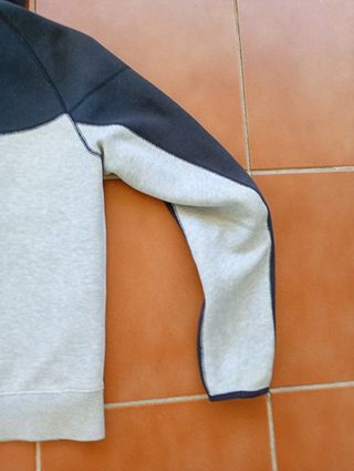 Sudadera Nike Tech Fleece Gris y Negra