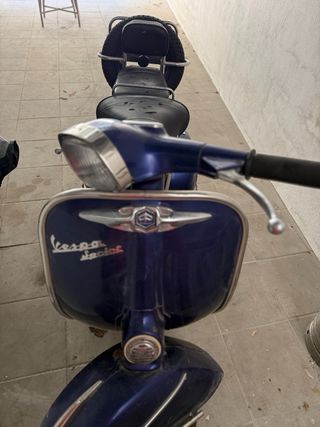 Vespa Sprint Azul