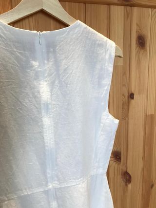 Vestido Adolfo Domínguez Blanco