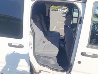 Ford Grand Tourneo Connec 2011