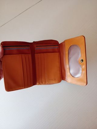 Monedero Desigual Amarillo y Marron Bordado